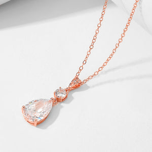 Simple And Fresh Water Drop Zircon Pendant Necklace